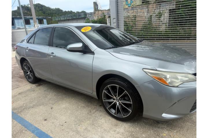 Toyota Camry LE 2017