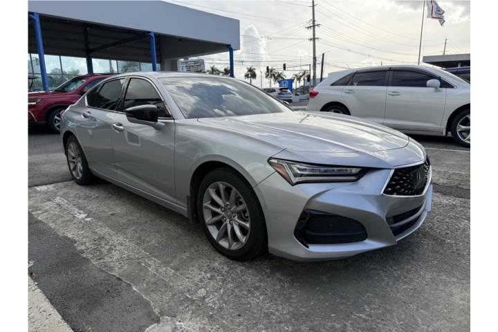 Acura TLX | 26,950 millas