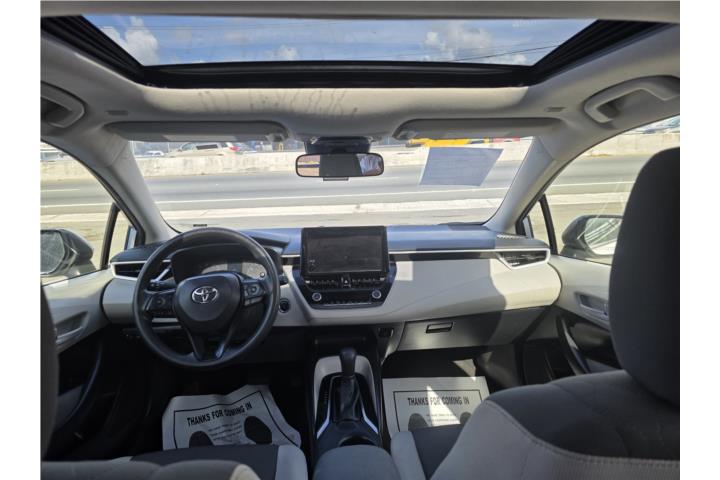 TOYOTA COROLLA LE PLUS / SUNROOF !!!