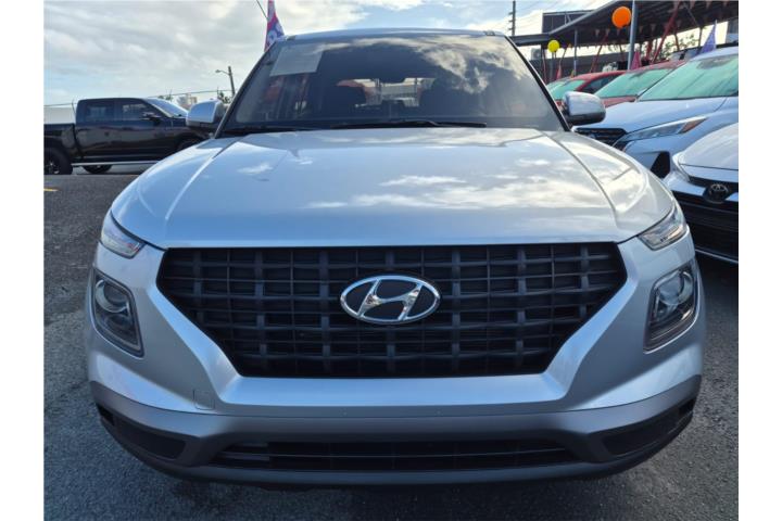 MARCA HYUNDAI. MODELO VENUE SE