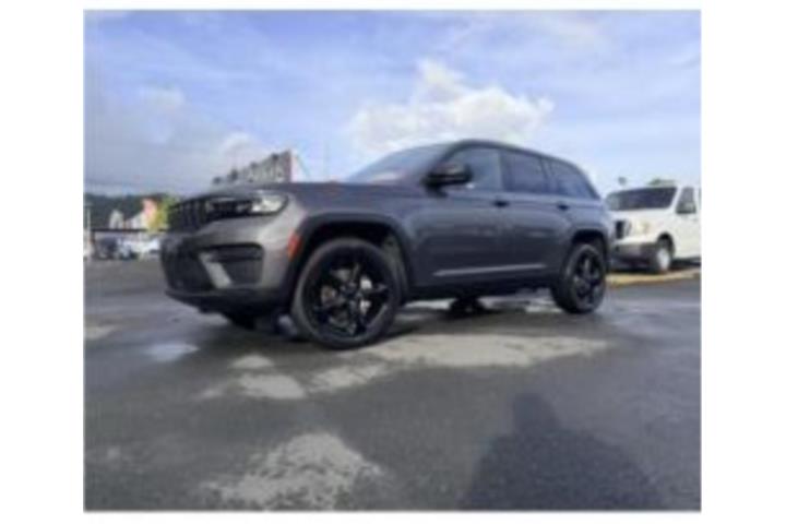 GRAND CHEROKEE 2023