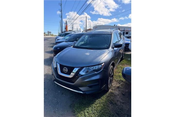 Nissan Rogue del 2020