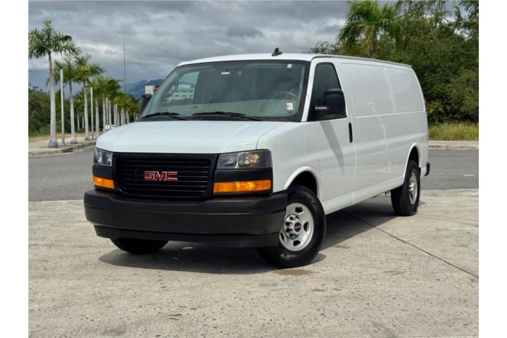 GMC Savana del 2023