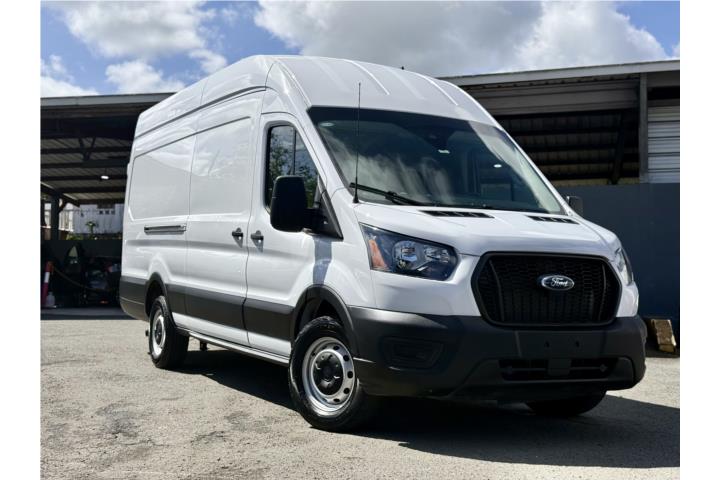 Ford Transit Cargo Van del 2023