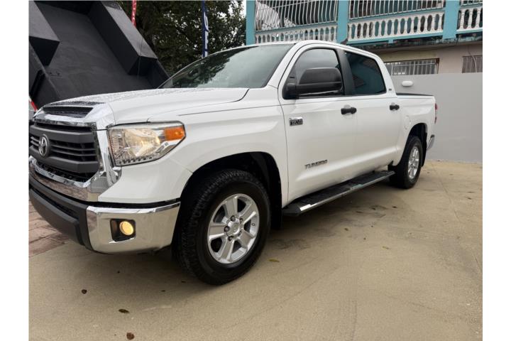 2014 Toyota Tundra SR5