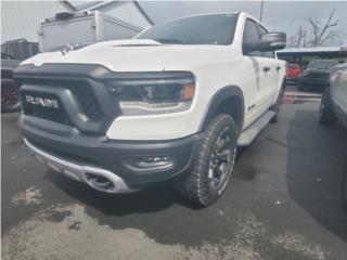 RAM Puerto Rico 1500 CREW BLANCA GRAFIX ECO 4X4 DESDE 649!