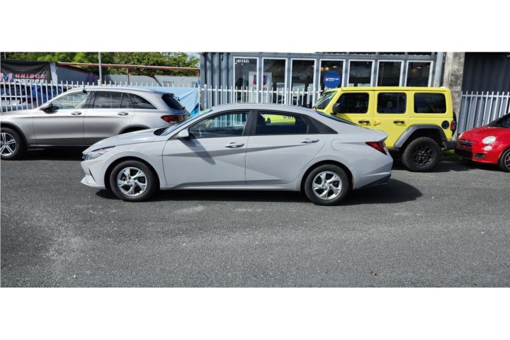 Hyundai Elantra del 2023