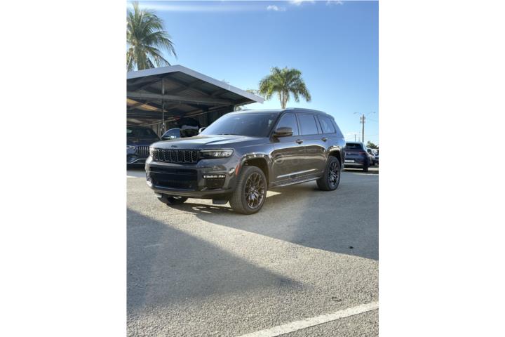 2023 Jeep Grand Cherokee L Summit Three Rows