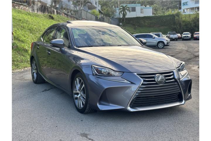 Lexus IS del 2020