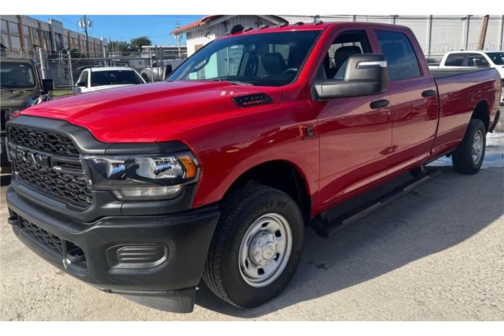 2024 Ram 2500 4x2 Logbox