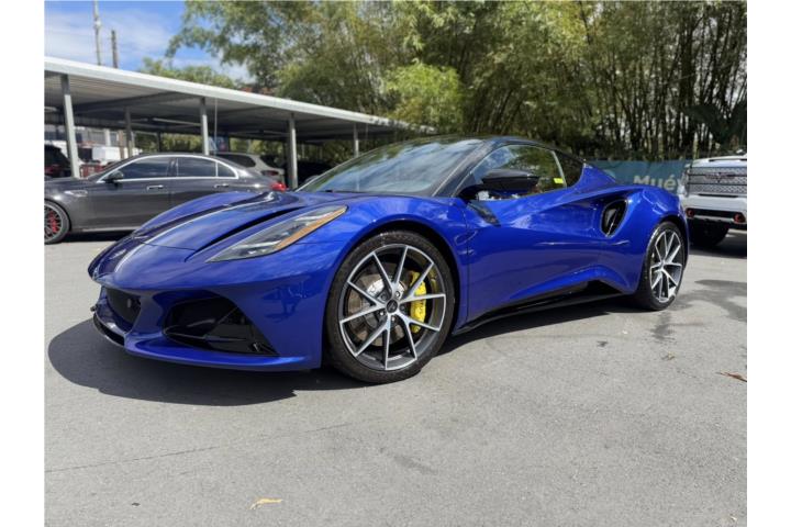 UNICO EN PR LOTUS EMIRA FIRST EDITION