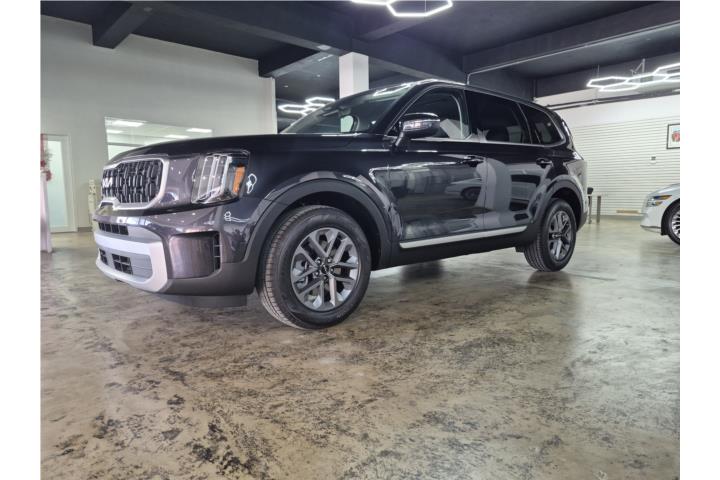 Kia Telluride Almost New 1,000 Miles Leather Seats