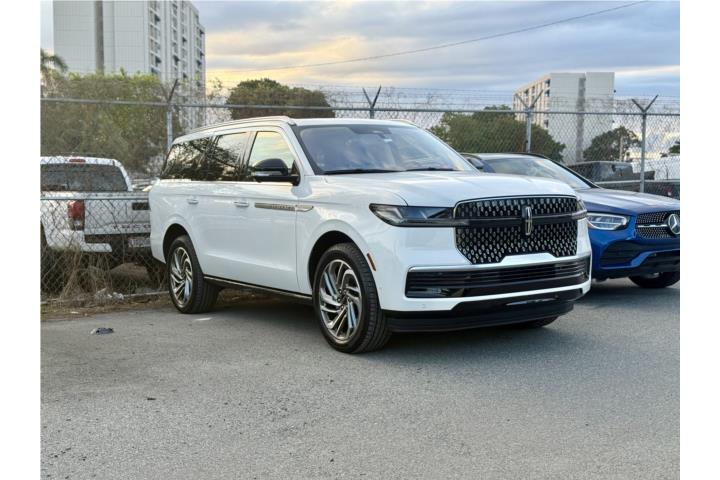 2025 Lincoln Navigator Reserve
