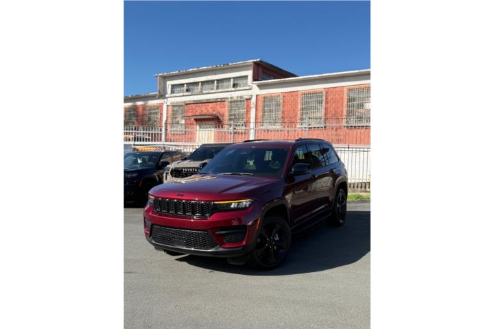 2024 Jeep Grand Cherokee Laredo