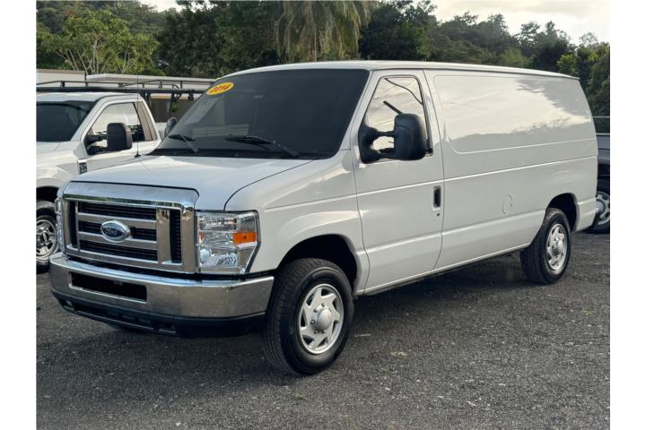 Ford E-150 Van del 2014