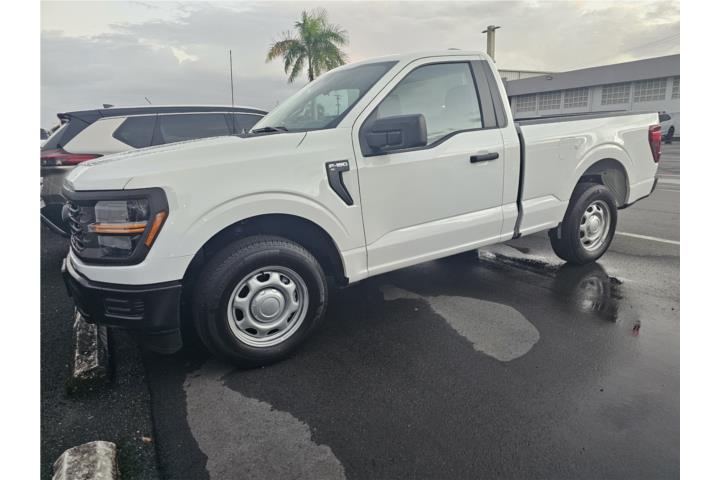 Ford F-150 XL 2025