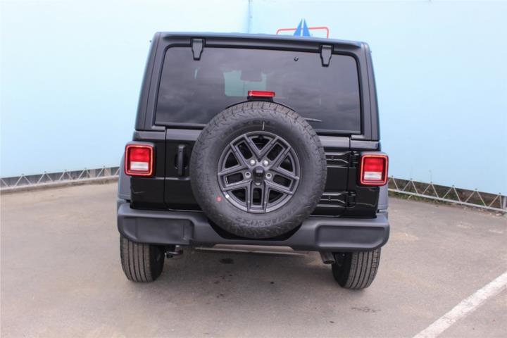 Photo 5