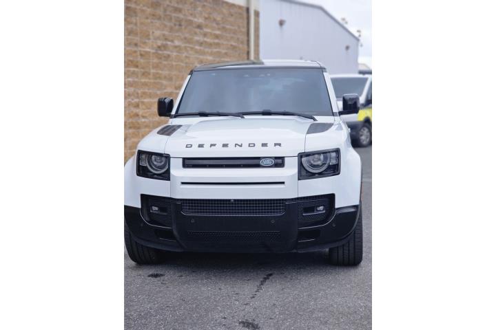 2023 Land Rover Defender V8 P525 Edition