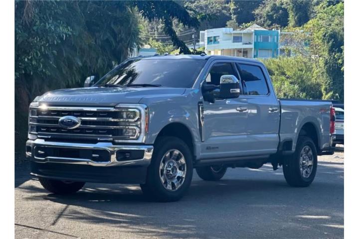 Ford F-250 Pick Up del 2024