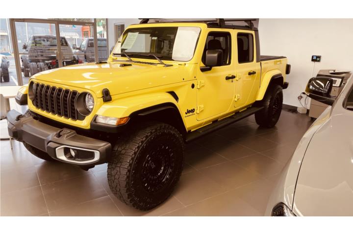 2024 Jeep Gladiator