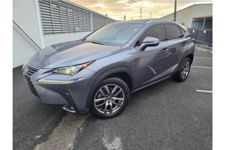 Lexus NX 300 Premium 2021
