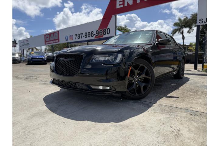 2022 Chrysler 300 S
