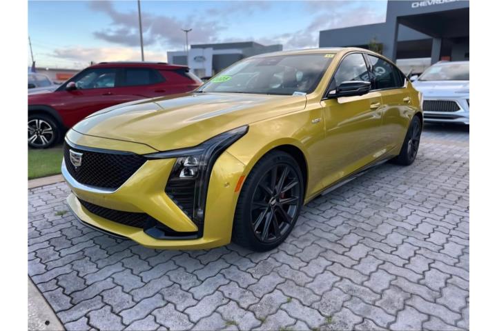 Cadillac CT 4 del 2025