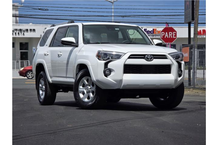 TOYOTA 4RUNNER SR5 2023