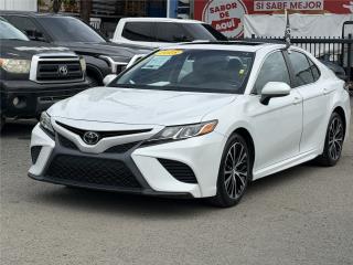 • 2018 TOYOTA CAMRY SE •