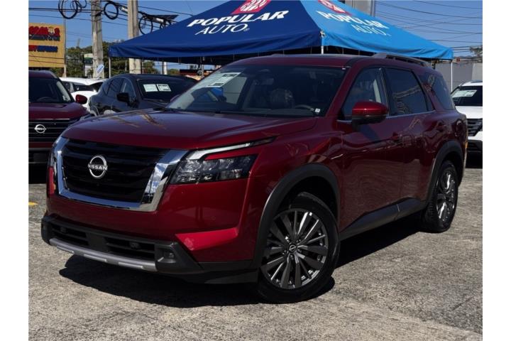 2025 Nissan Pathfinder SL