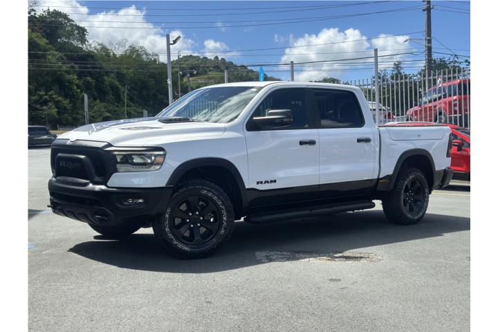 RAM Rebel 2023 HEMI, Panorámica, RAM Box