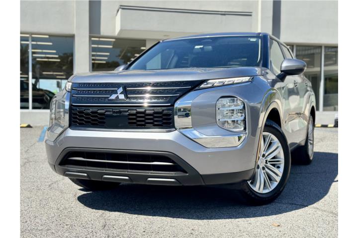 2024 Mitsubishi Outlander ES