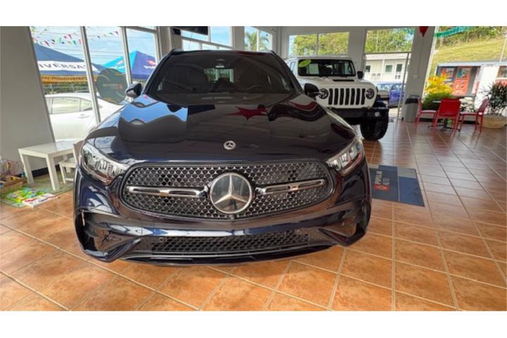 MERCEDES BENZ GLC 300 2023