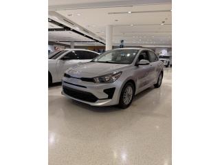 Avil�s Auto @ The Mall of San Juan Puerto Rico
