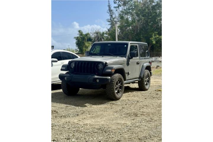 JEEP WRANGLER 2PTAS STINGRAY CERTIFICADO