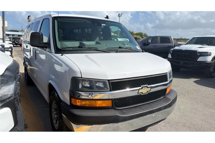 CHEVROLET EXPRESS 3500 2020 CON 40K MILLAS