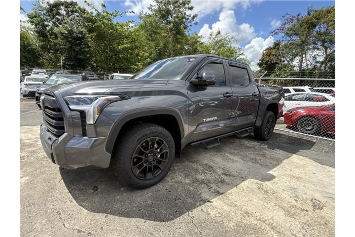 TUNDRA TRD SPORT 4*4 SR5