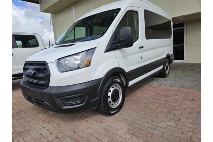 FORD TRANSIT 15 PASAJEROS MEDIANA 69995