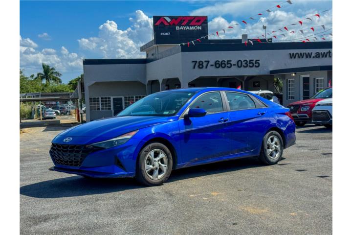 Hyundai Elantra SE