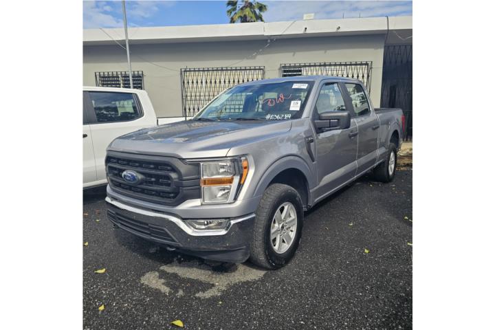 FORD F150 XL 2022 4PTA EXTRA CLEAN.