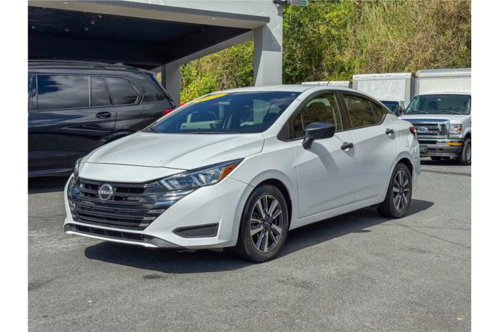 Nissan Versa S