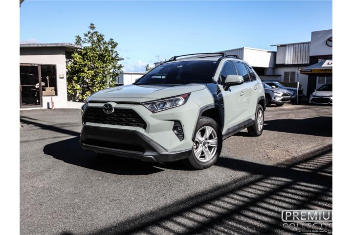 2021 TOYOTA RAV4 GRIS CEMENTO