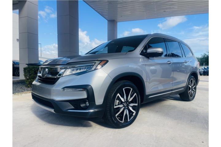TOURING, 8 PASAJEROS, CARFAX XTRA CLEAN!