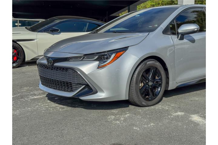 Toyota Corolla Hatchback SE