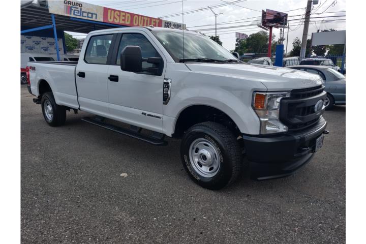 Ford F-250 2023 XL FX-4 Oxfordwhite