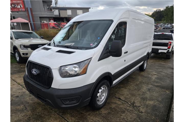 Ford Transit 250 2026 M/R 148wb Oxfordwhite