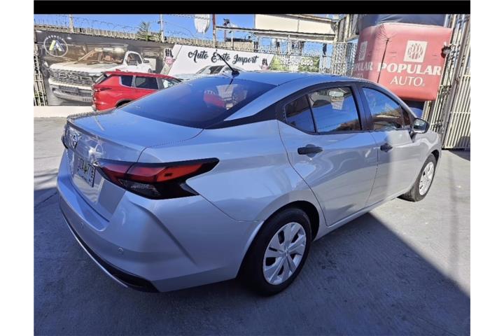 Nissan Versa del 2024