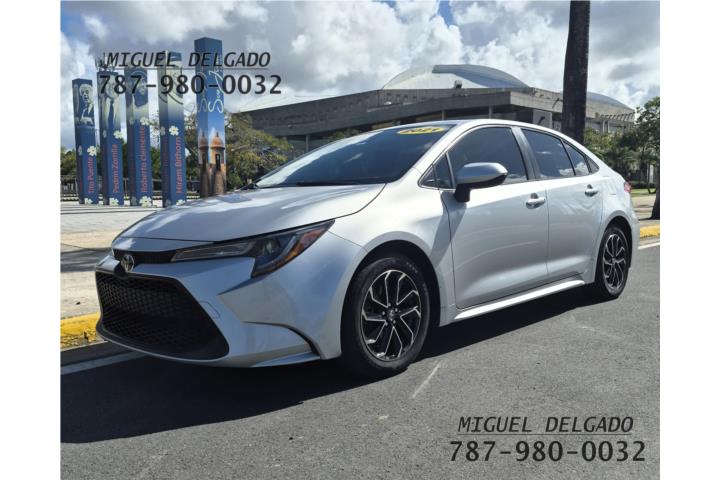 Corolla STD 6 veloc. 23k millas. EXTRA CLEAN.