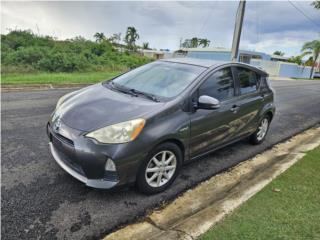 Toyota Prius C 2013 como nuevo - ahorra gas.!, Toyota Puerto Rico