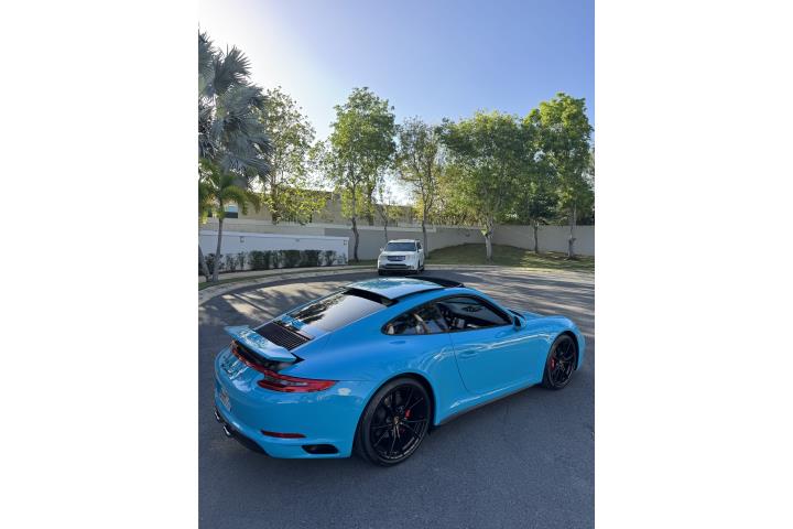 Carrera 4S Miami Blue 2017